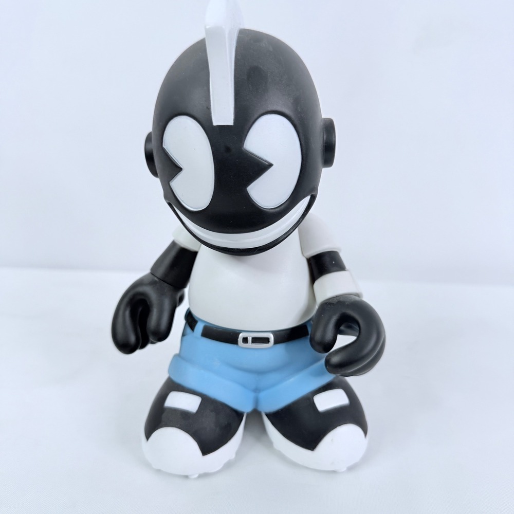 Kidrobot Kid Neutron 7 inch Vinyl Art Toy Figure Black White Blue Mohawk